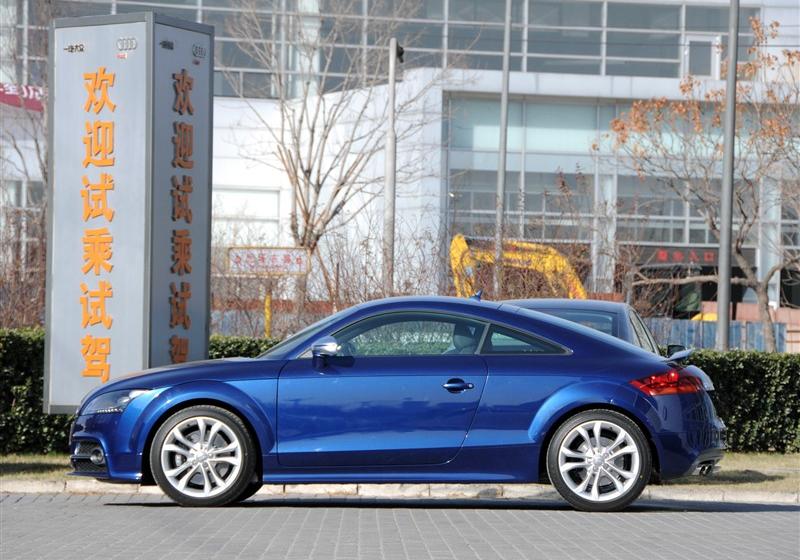 2011 TTS Coupe 2.0TFSI quattro