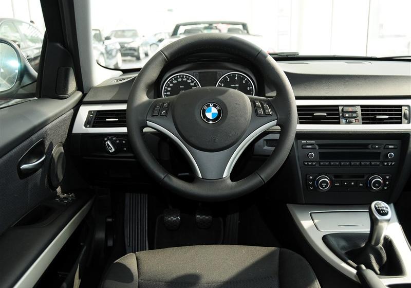 2011 325i MT