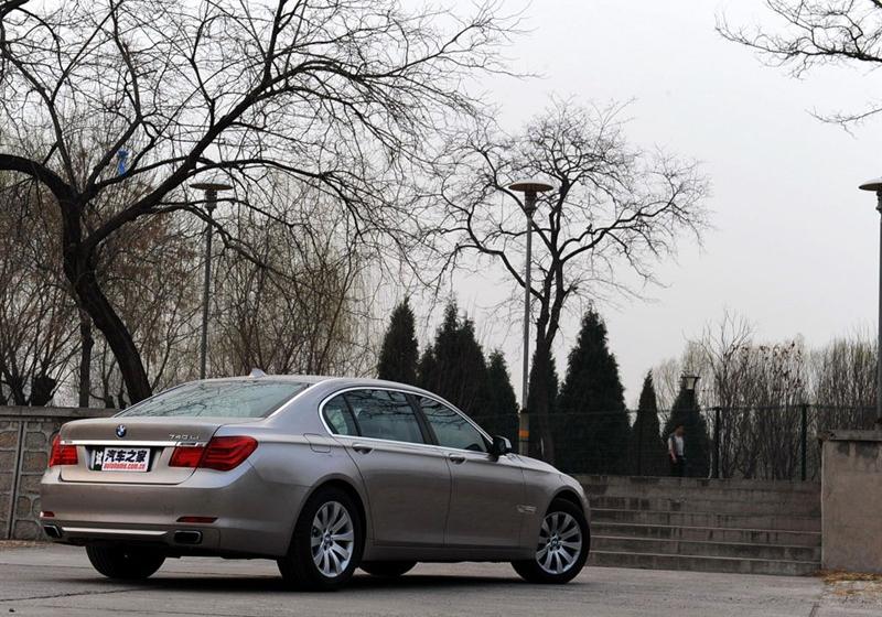 2009 740Li