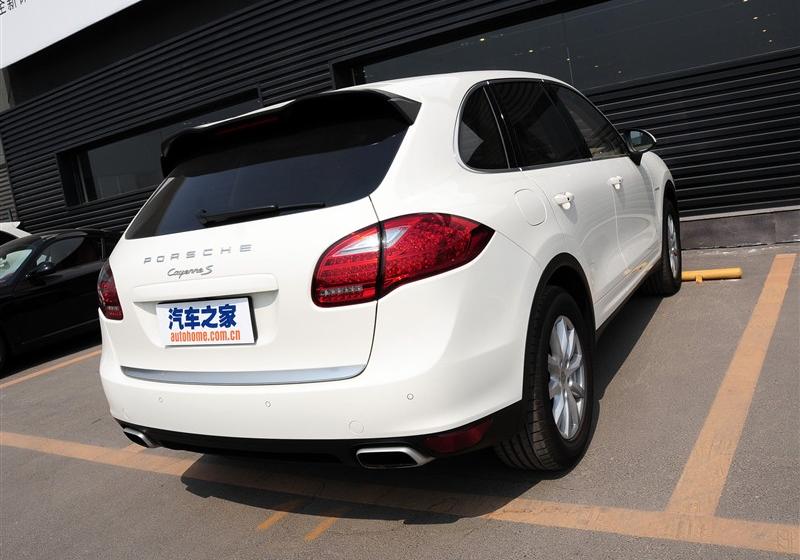 2011 Cayenne S Hybrid