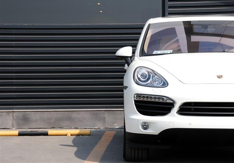 2011 Cayenne S Hybrid