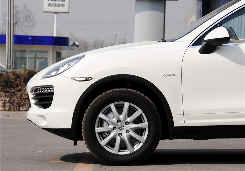 2011 Cayenne S Hybrid