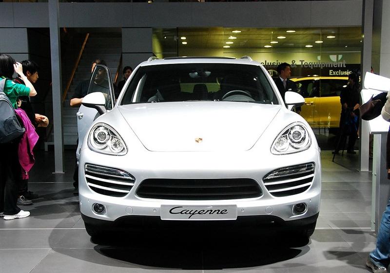 2011 Cayenne S