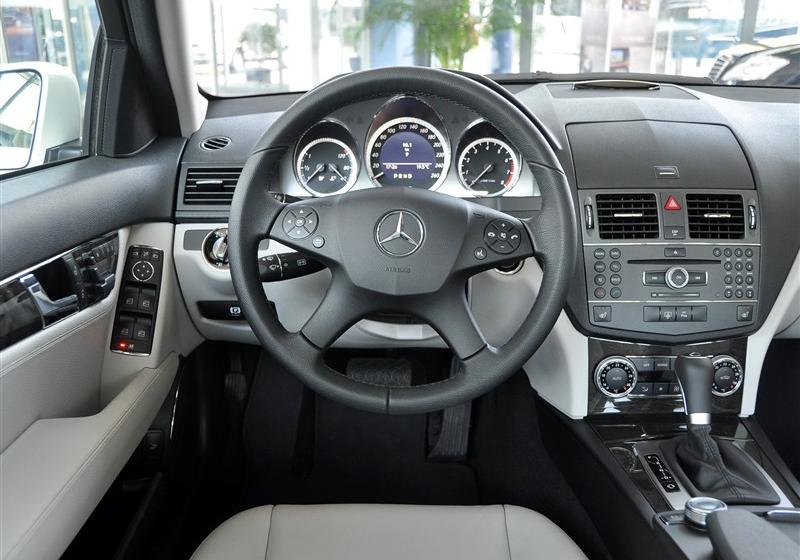 2010 C300 ˶