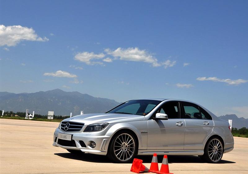 2009 C 63 AMG 