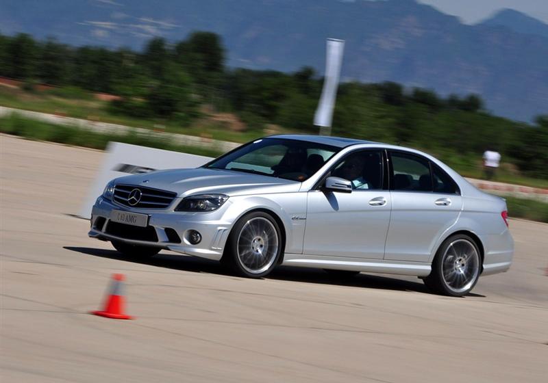 2009 C 63 AMG 