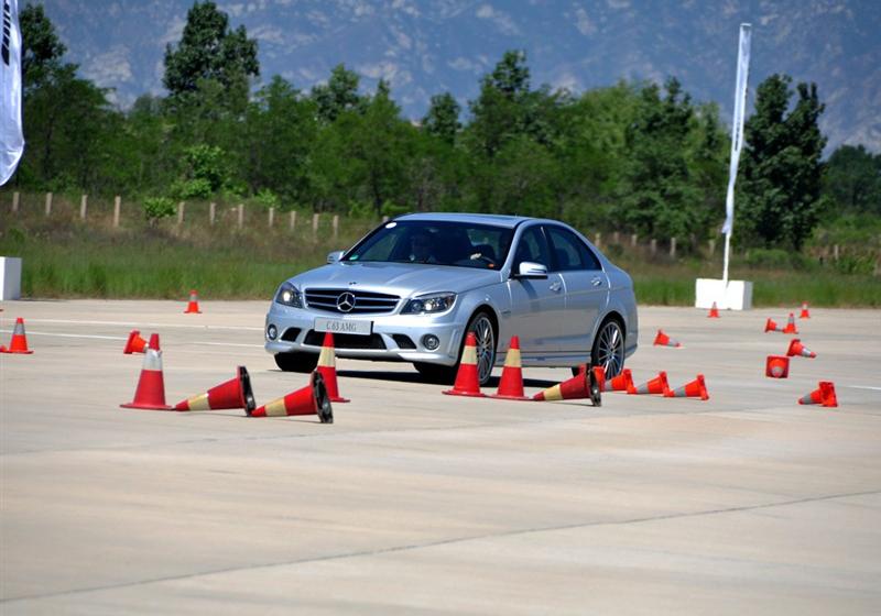 2009 C 63 AMG 