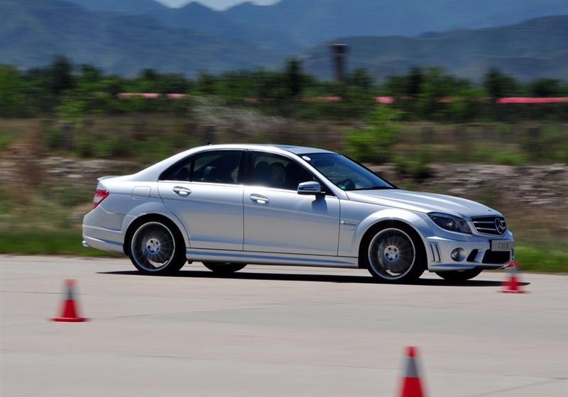 2009 C 63 AMG 