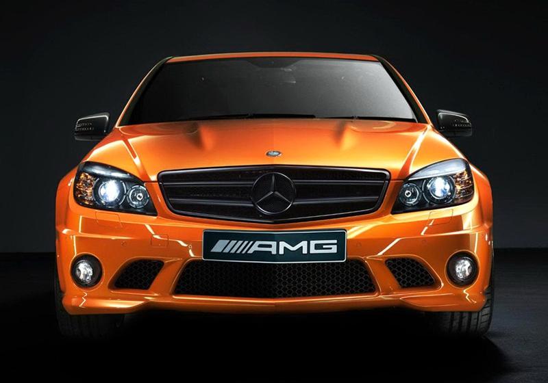 2010 C 63 AMG ǿ