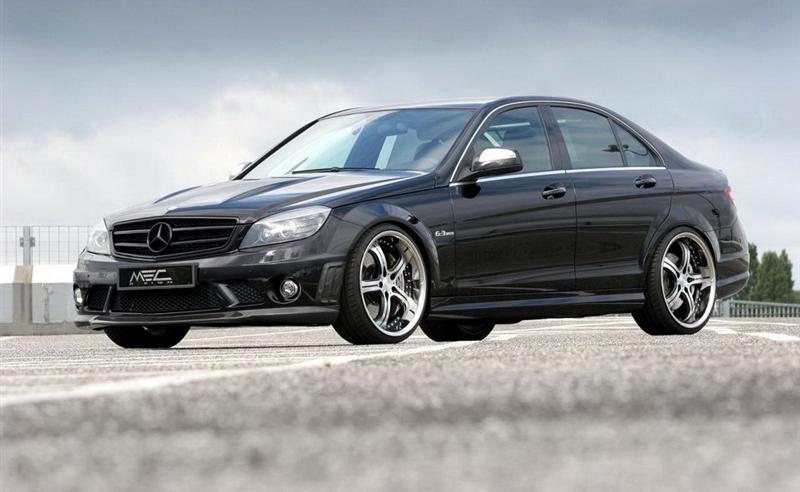 2010 C 63 AMG ǿ