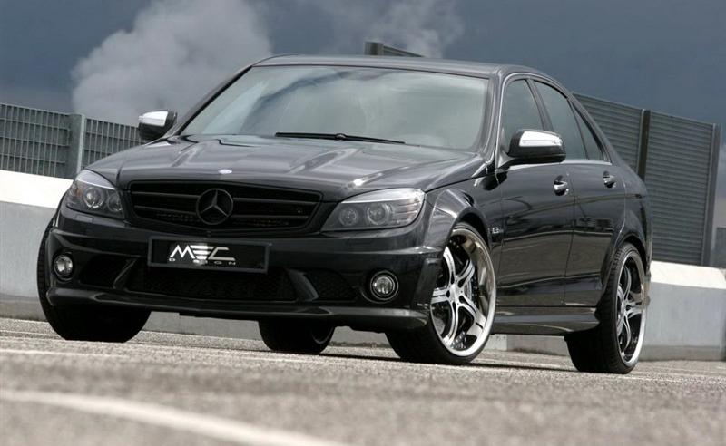 2010 C 63 AMG ǿ