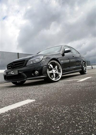 2010 C 63 AMG ǿ