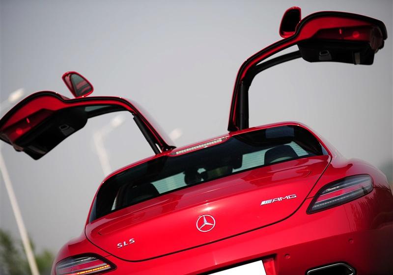 2010 SLS AMG