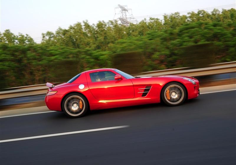 2010 SLS AMG