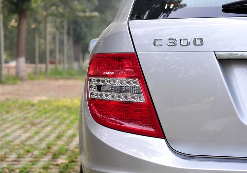 2010 C300 а