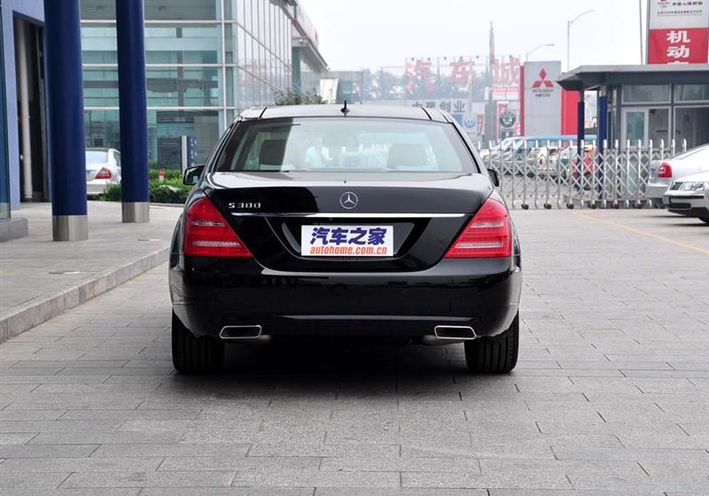 2010 S 300L 