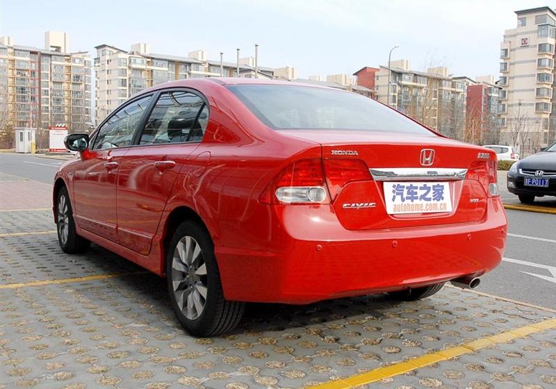 2009 1.8 VTIԶ