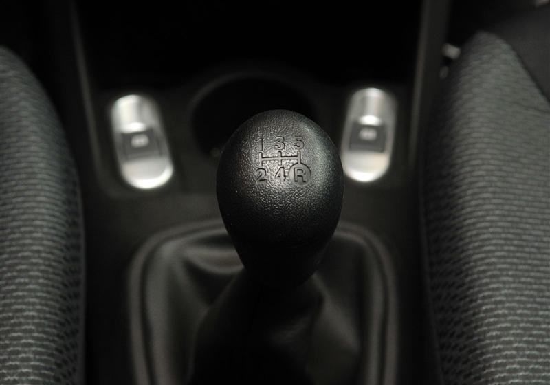 2011 1.0L пÿ