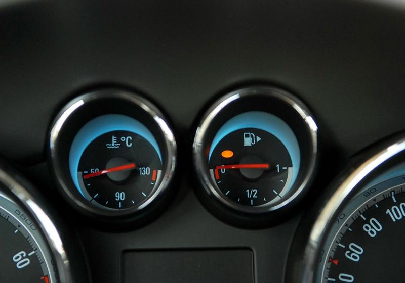 2010 XT 1.6L ֶȡ