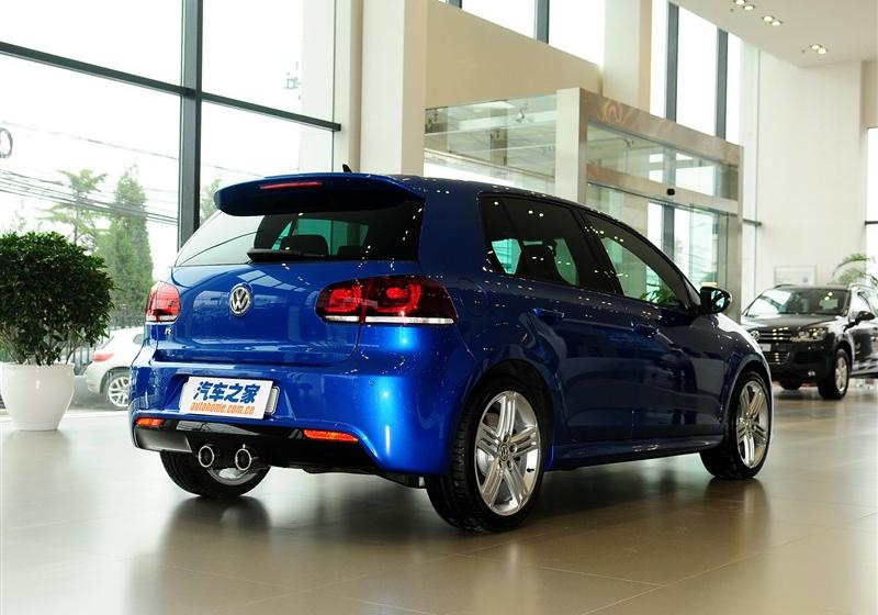 2011 Golf R