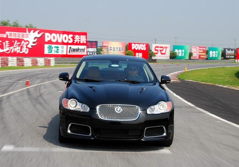 2009 XFR 5.0L V8еѹ