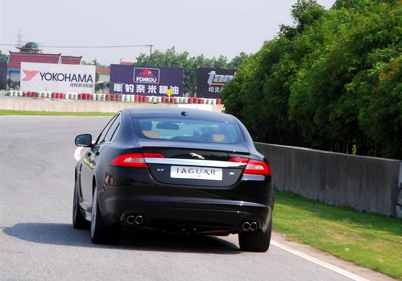 2009 XFR 5.0L V8еѹ