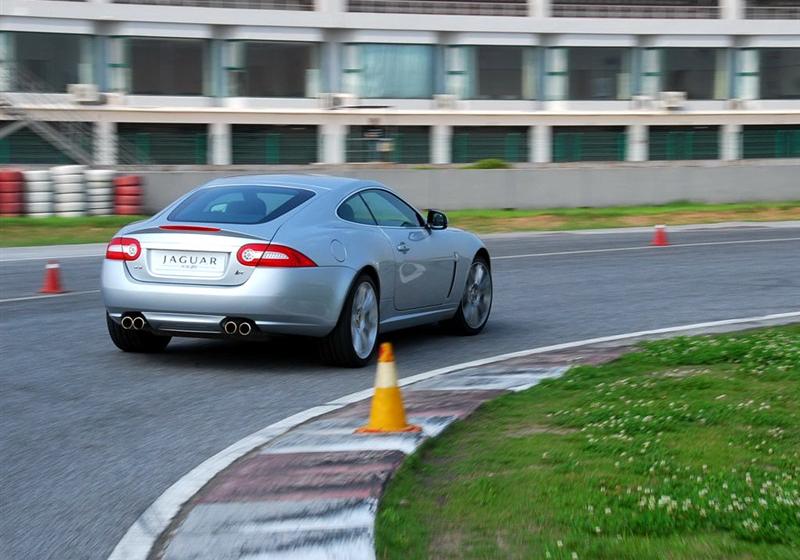 2009 XKR 5.0L V8еѹӲܳ