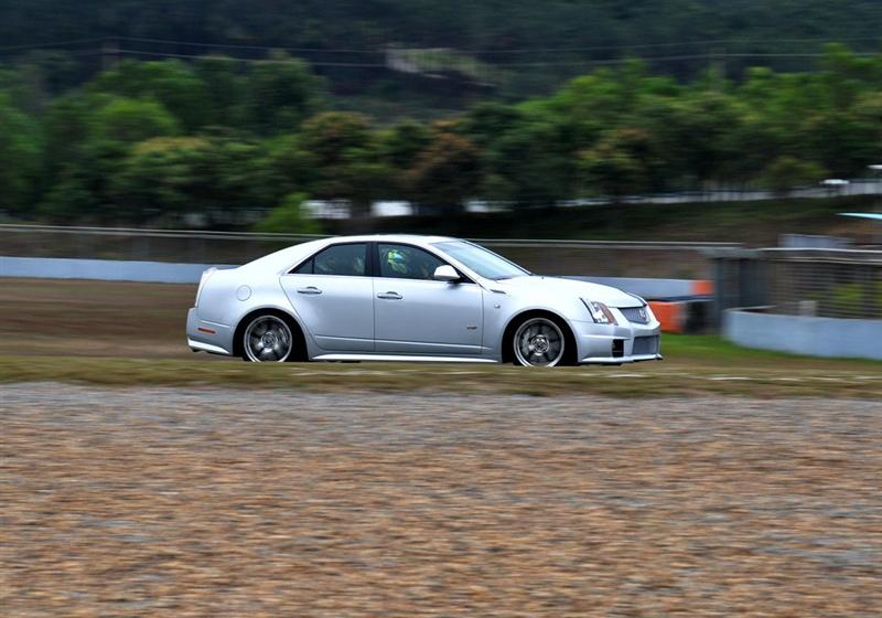 2009 6.2 CTS-V