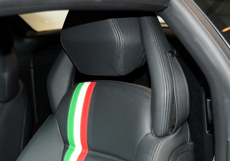 2011 5.2 LP550-2 Tricolore