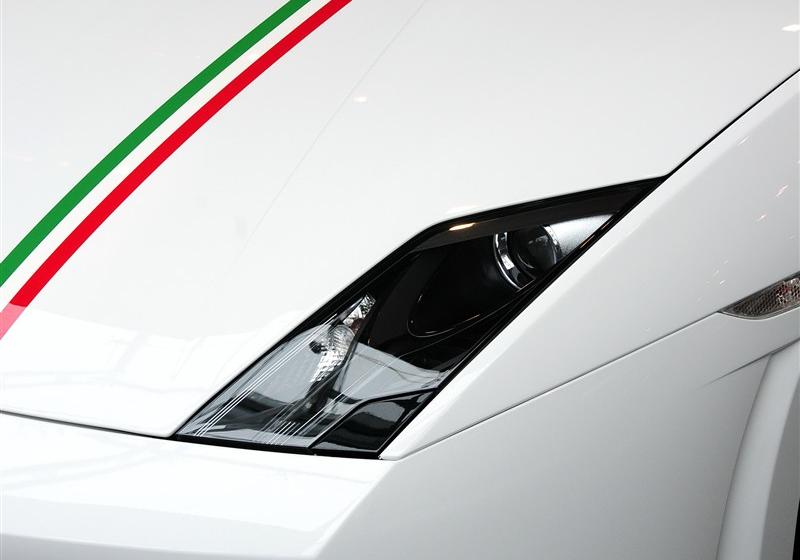 2011 5.2 LP550-2 Tricolore