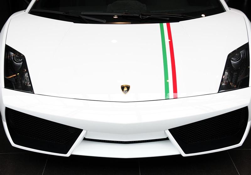 2011 5.2 LP550-2 Tricolore