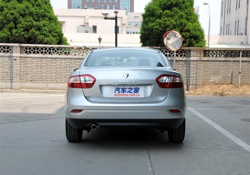 2011 2.0L ׼