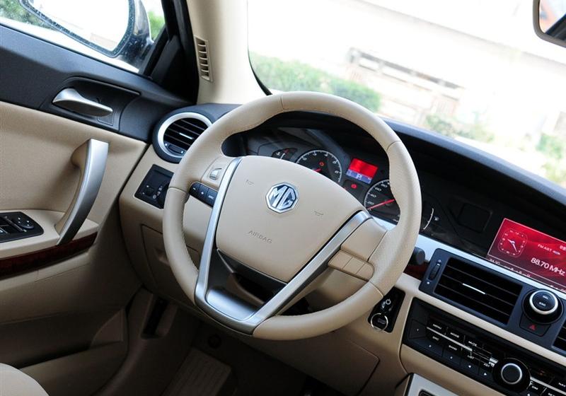 2010 Ʊ 1.8L ԶӢ