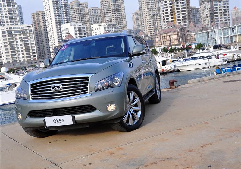 2011 QX56