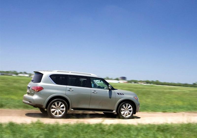 2011 QX56