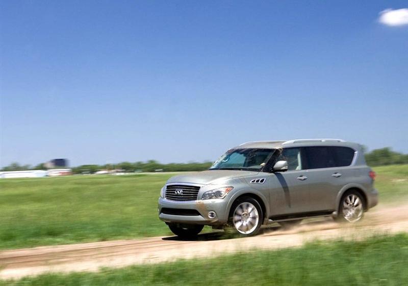 2011 QX56