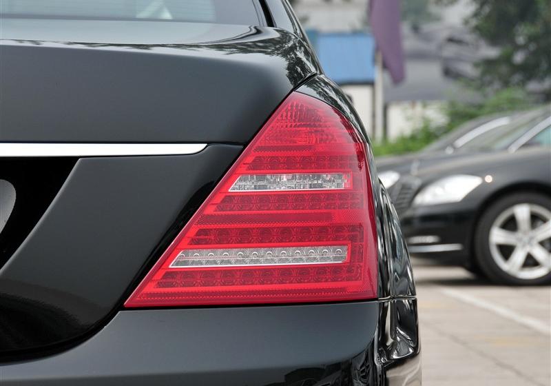 2010 S 300L 