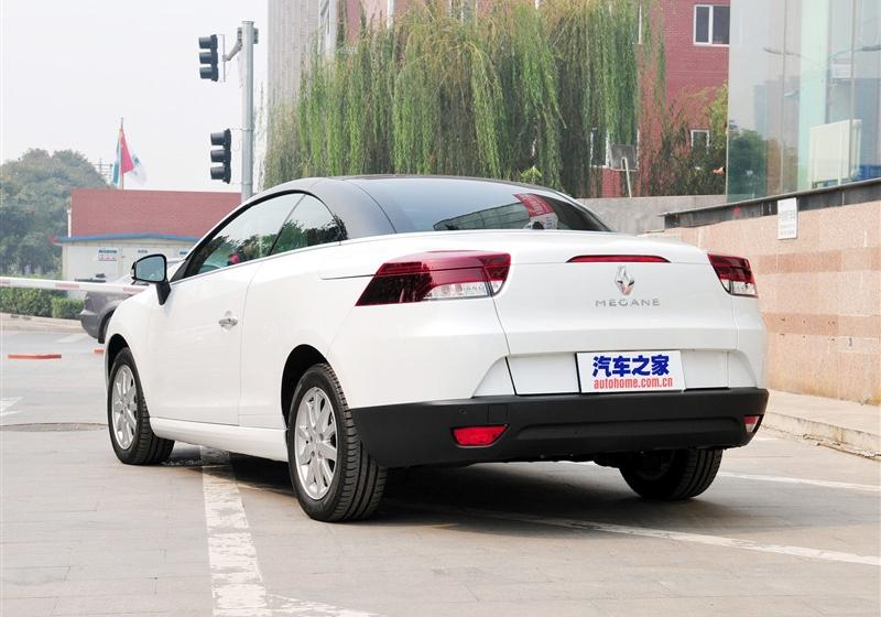 2011 CC 2.0ʱе