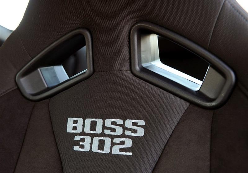 2012 Boss 302 ֶ׼