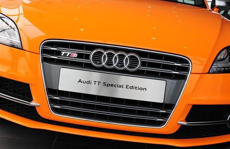 2011 TTS Coupe 2.0TFSI quattro