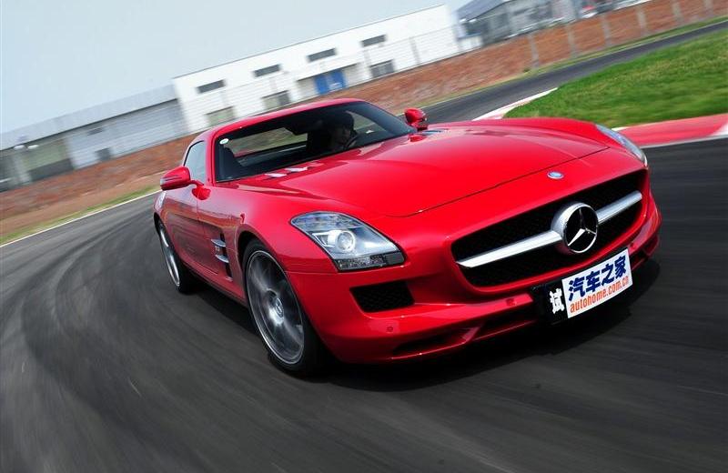 2011 SLS AMG