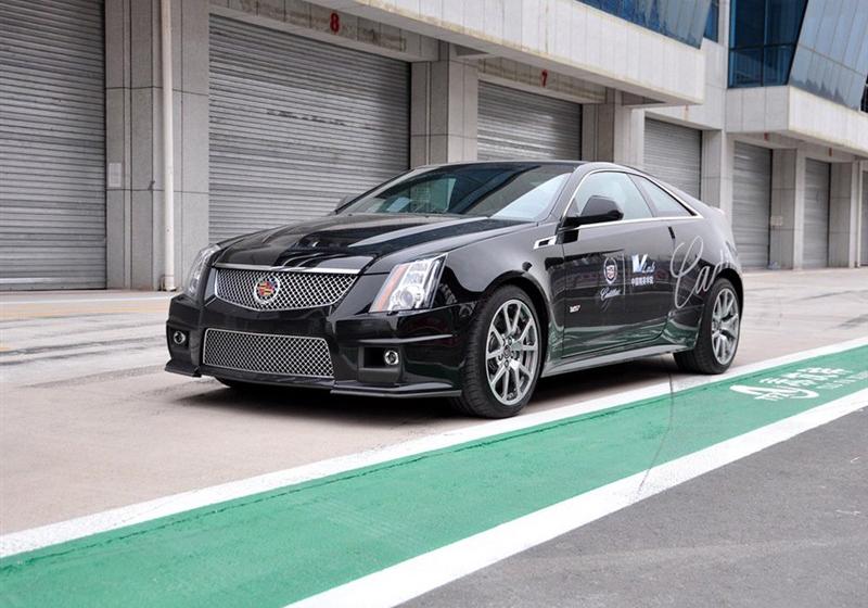 20126.2 CTS-V COUPE