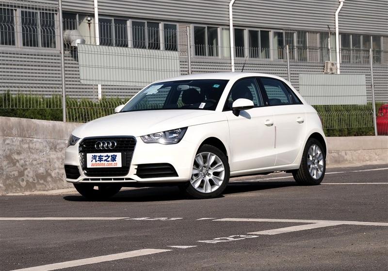 2013 30 TFSI Sportback Urban