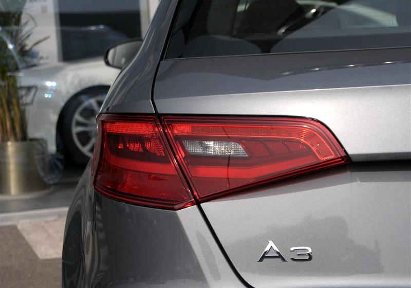 2014 Sportback 40 TFSI S line