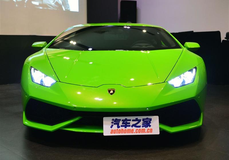 2014 LP610-4