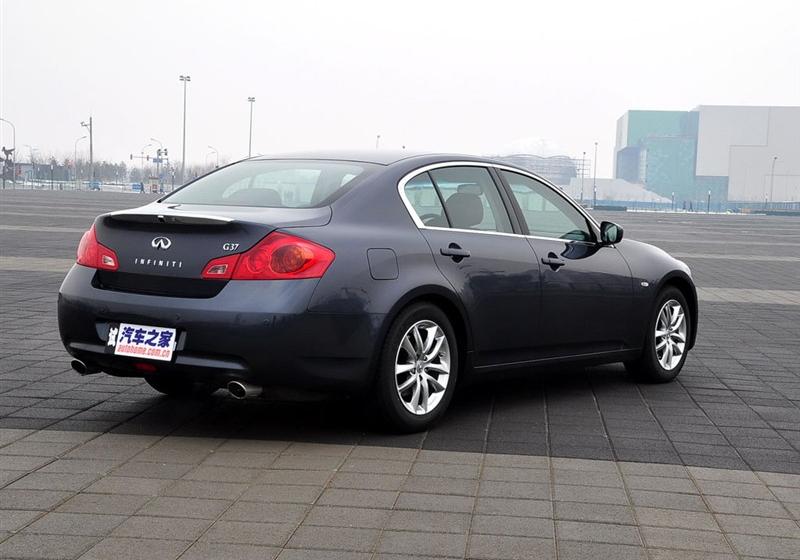 2009 G37