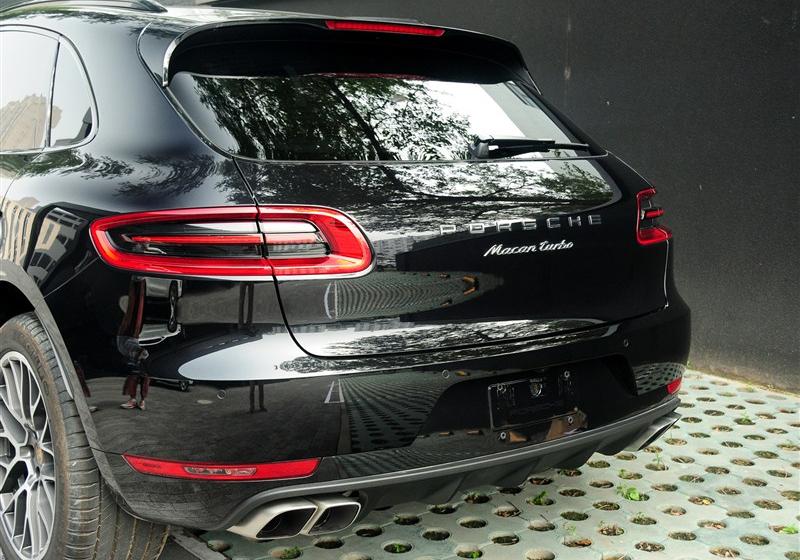 2014 Macan Turbo 3.6T