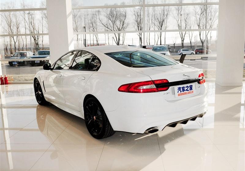 2014 XF 3.0 SC Sport Club