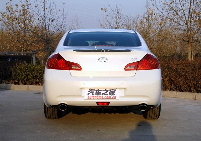 2009 G37