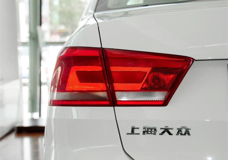 2015 1.6L Զʰ